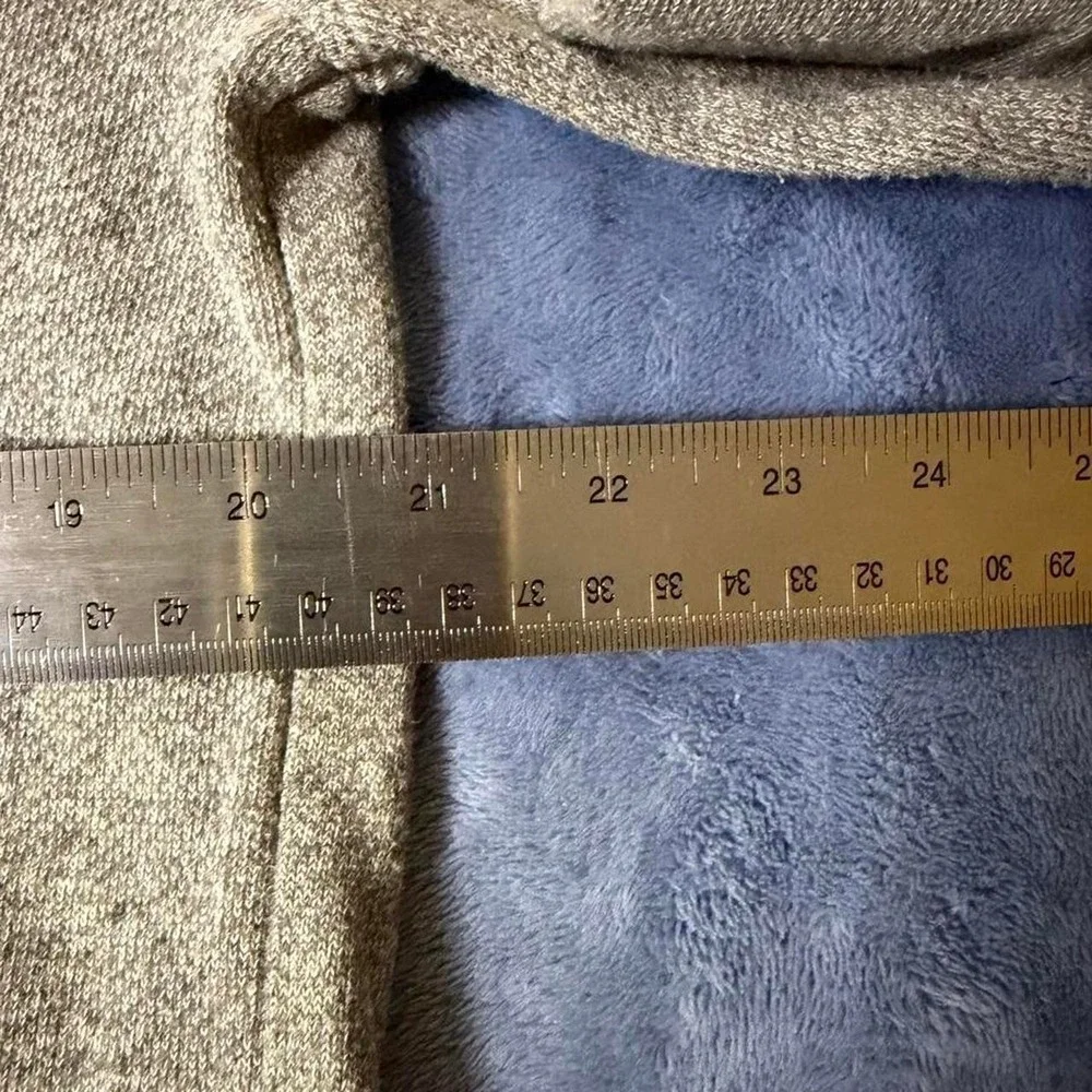 Volcom Grey long sleeve hoodie men size L
